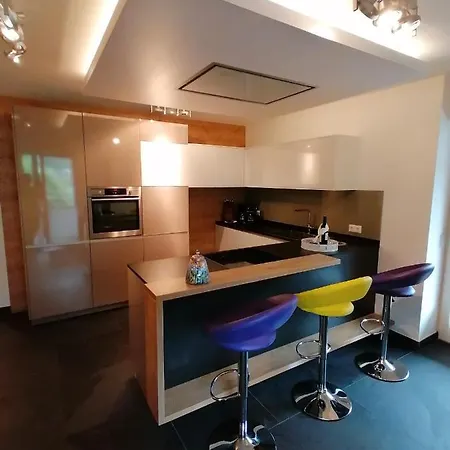Apart Lisa Apartment